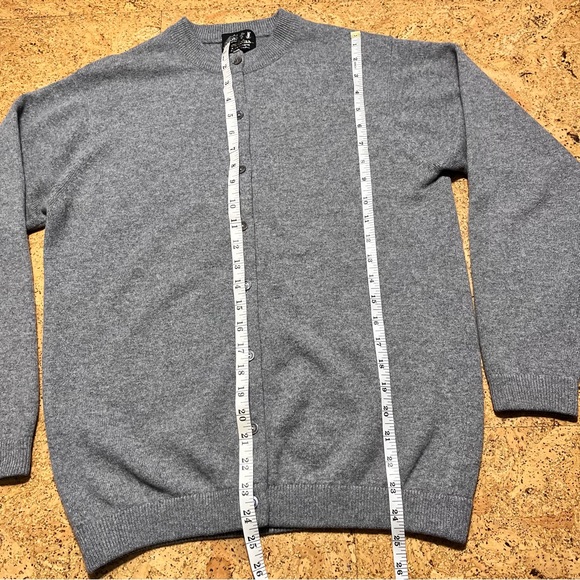 Snow Lotus Vintage Cashmere Button Cardigan In Gray Sz 40 /M/L - Picture 7 of 14